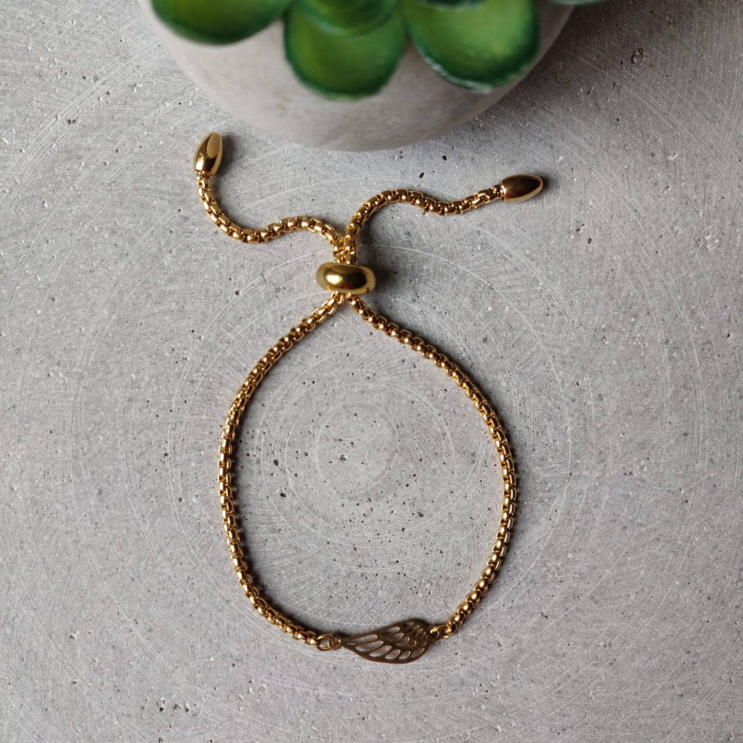 Feather Gold Tone Stainless Steel Adjustable Chain Bracelet