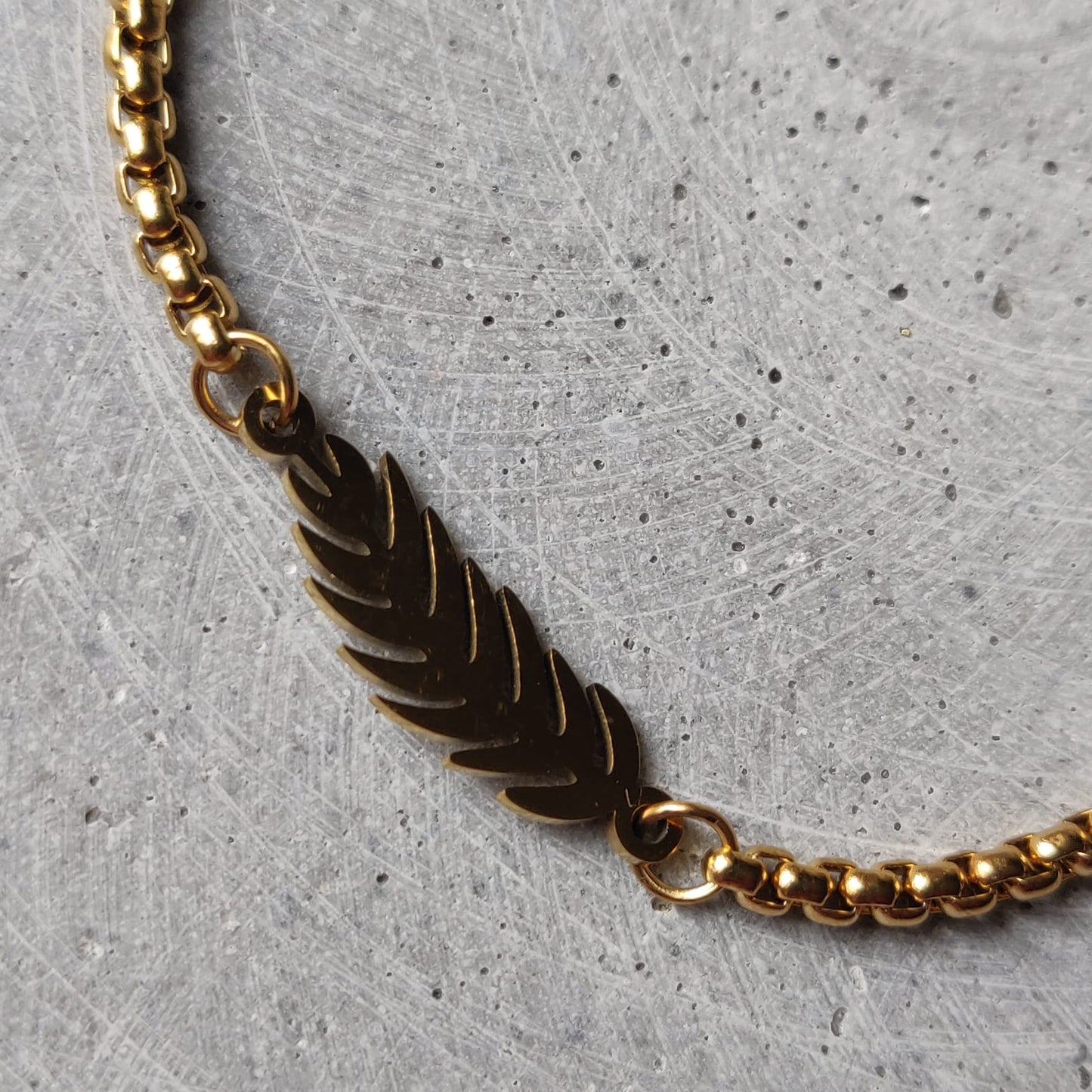 Feather Gold Tone Stainless Steel Adjustable Chain Bracelet