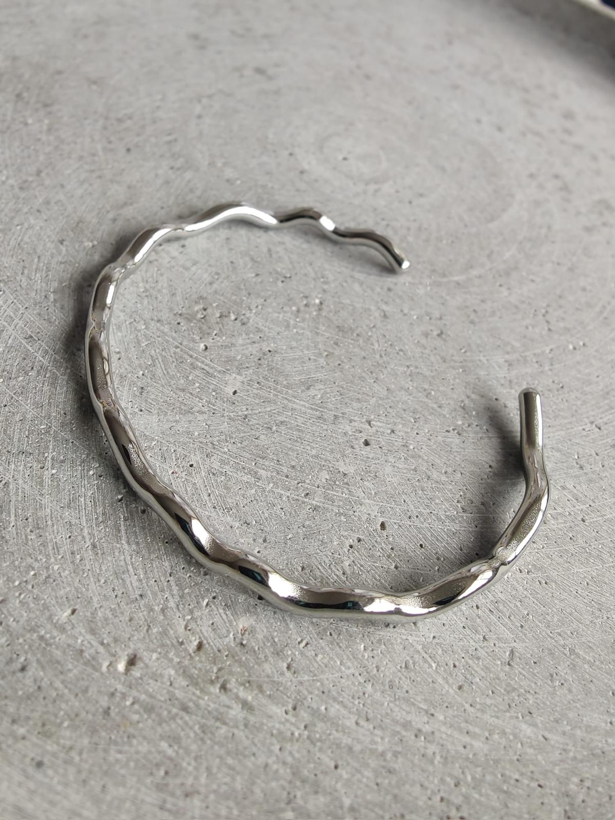 Wave Style Stainless Steel Bangle