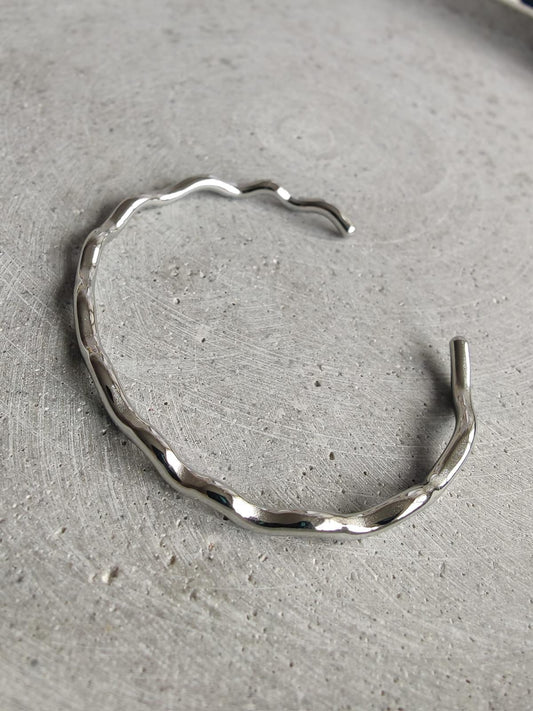 Wave Style Stainless Steel Bangle