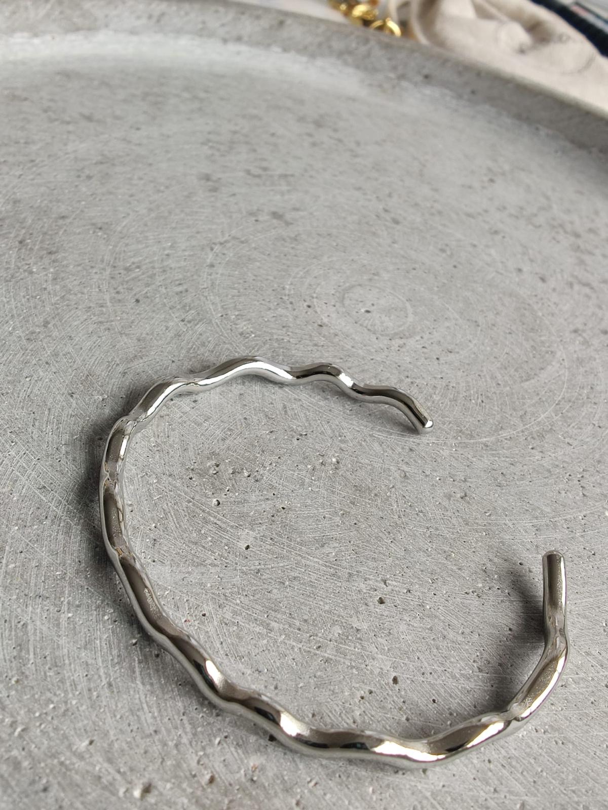 Wave Style Stainless Steel Bangle