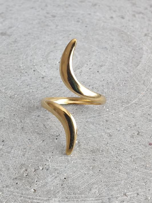 Curved Line Gold Tone Adjustable Stainless Steel Ring