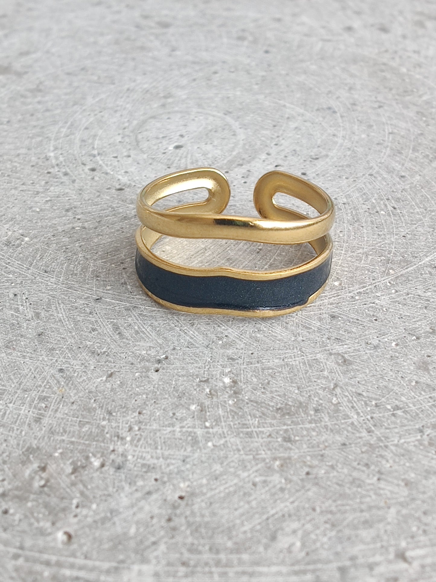 Double Wave Black Enamel Gold Tone Stainless Steel Adjustable Ring