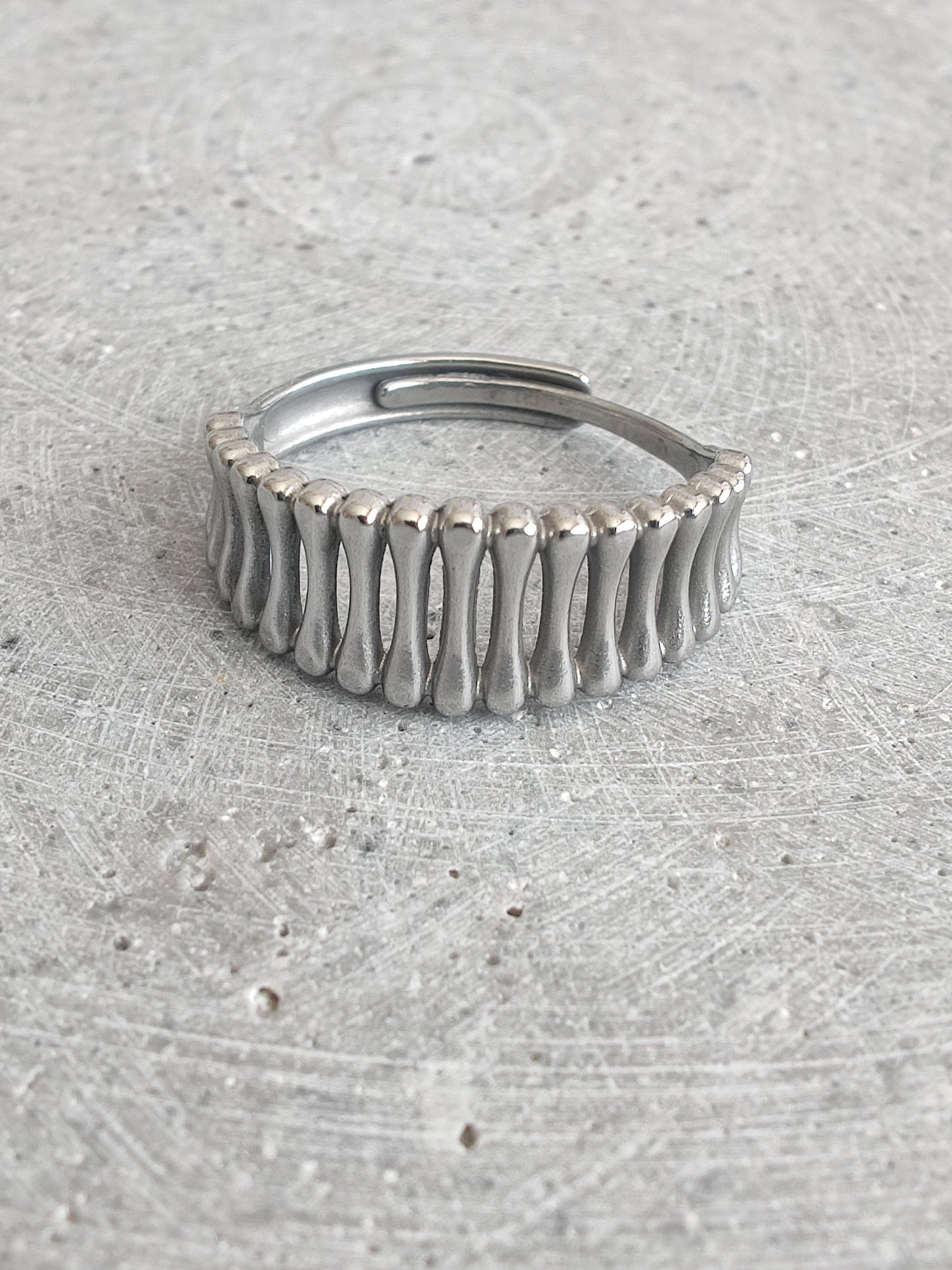 Open Bar Stainless Steel Adjustable Ring